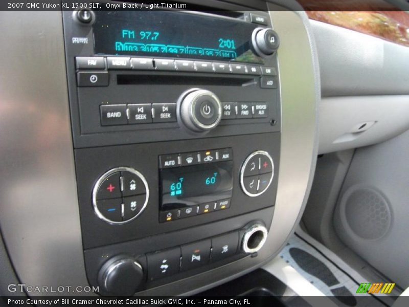 Onyx Black / Light Titanium 2007 GMC Yukon XL 1500 SLT