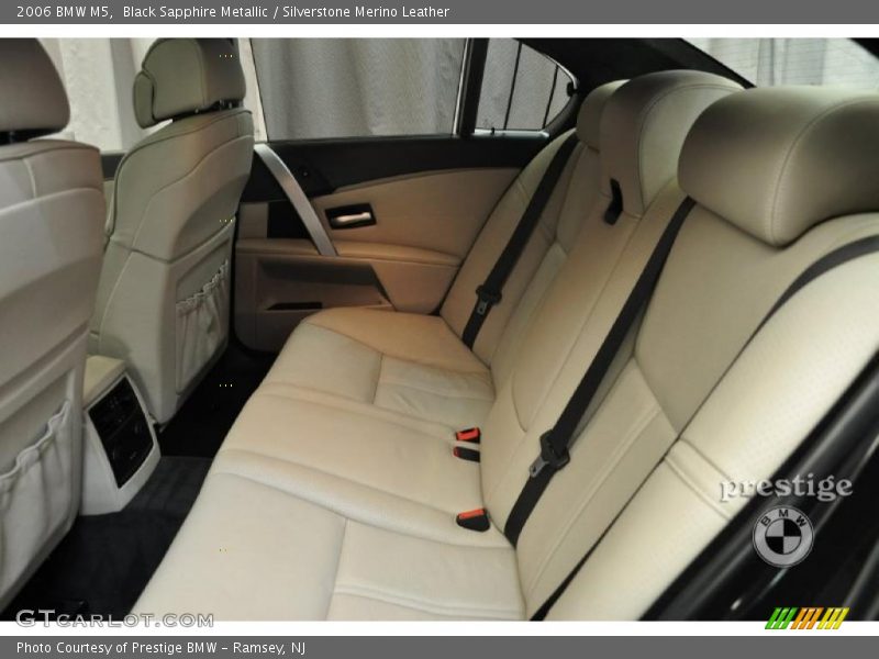 Black Sapphire Metallic / Silverstone Merino Leather 2006 BMW M5