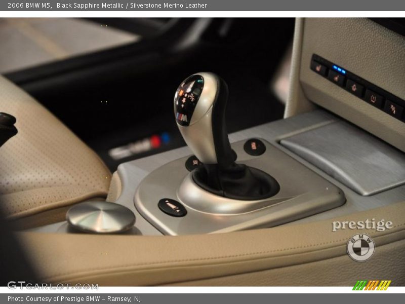 Black Sapphire Metallic / Silverstone Merino Leather 2006 BMW M5