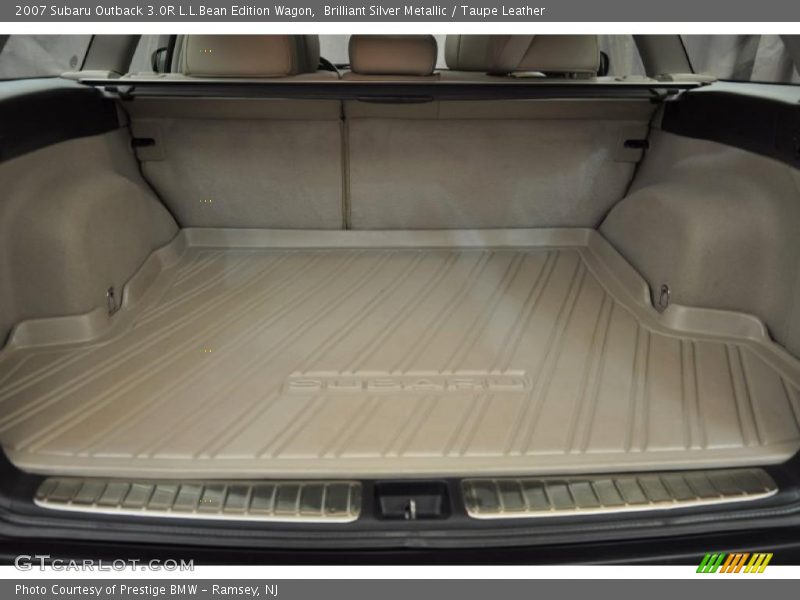 Brilliant Silver Metallic / Taupe Leather 2007 Subaru Outback 3.0R L.L.Bean Edition Wagon