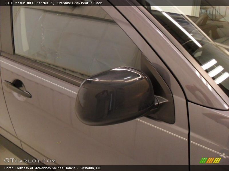 Graphite Gray Pearl / Black 2010 Mitsubishi Outlander ES