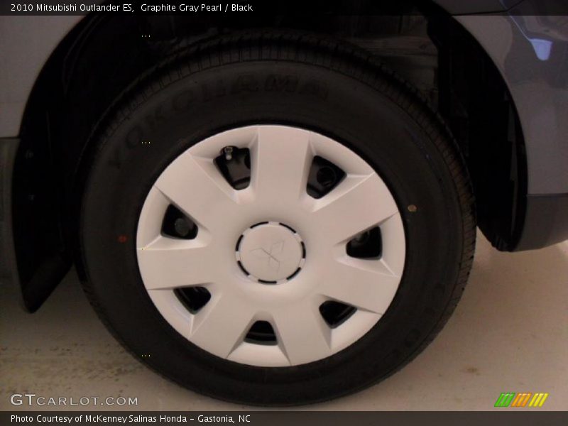 Graphite Gray Pearl / Black 2010 Mitsubishi Outlander ES