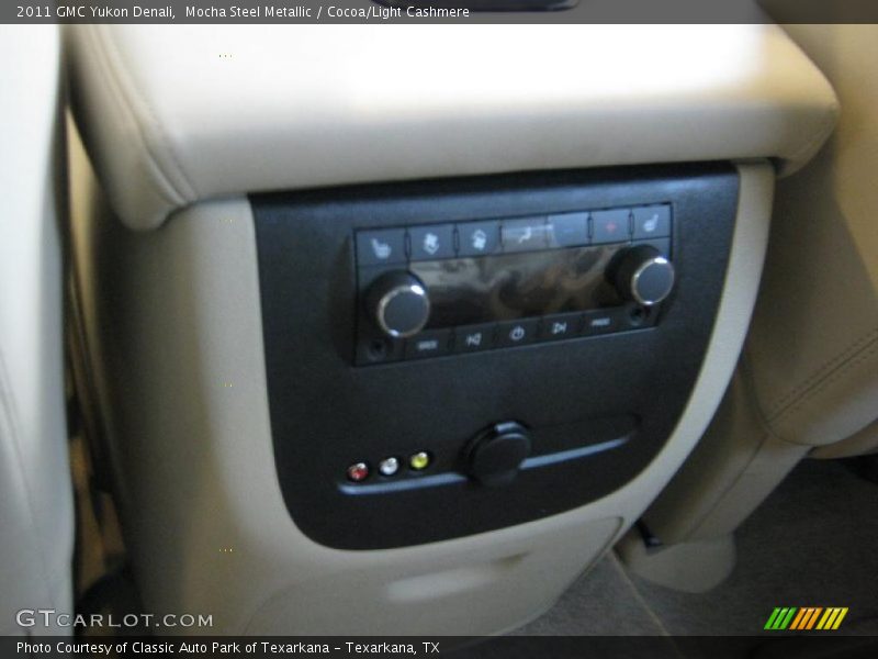 Mocha Steel Metallic / Cocoa/Light Cashmere 2011 GMC Yukon Denali