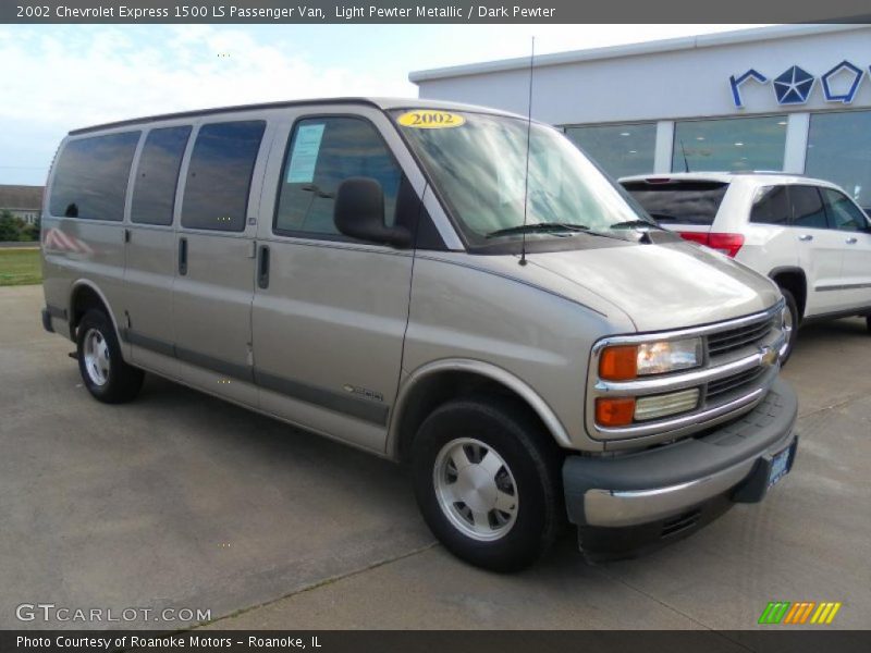 Light Pewter Metallic / Dark Pewter 2002 Chevrolet Express 1500 LS Passenger Van