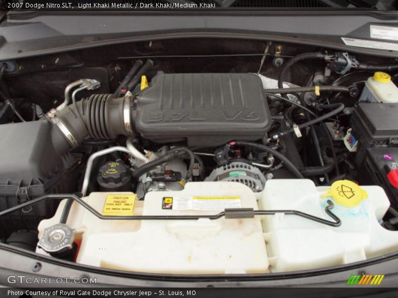 Light Khaki Metallic / Dark Khaki/Medium Khaki 2007 Dodge Nitro SLT