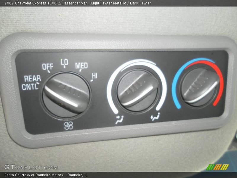 Light Pewter Metallic / Dark Pewter 2002 Chevrolet Express 1500 LS Passenger Van