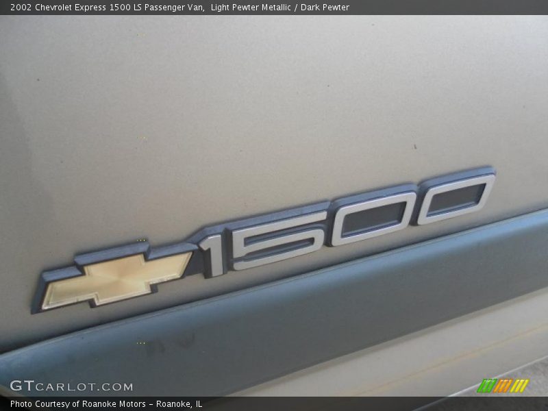 Light Pewter Metallic / Dark Pewter 2002 Chevrolet Express 1500 LS Passenger Van