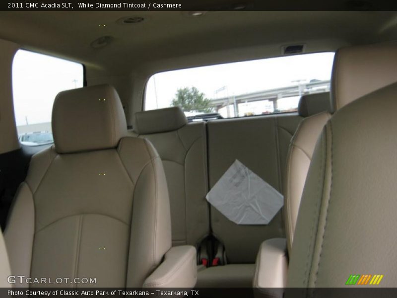 White Diamond Tintcoat / Cashmere 2011 GMC Acadia SLT
