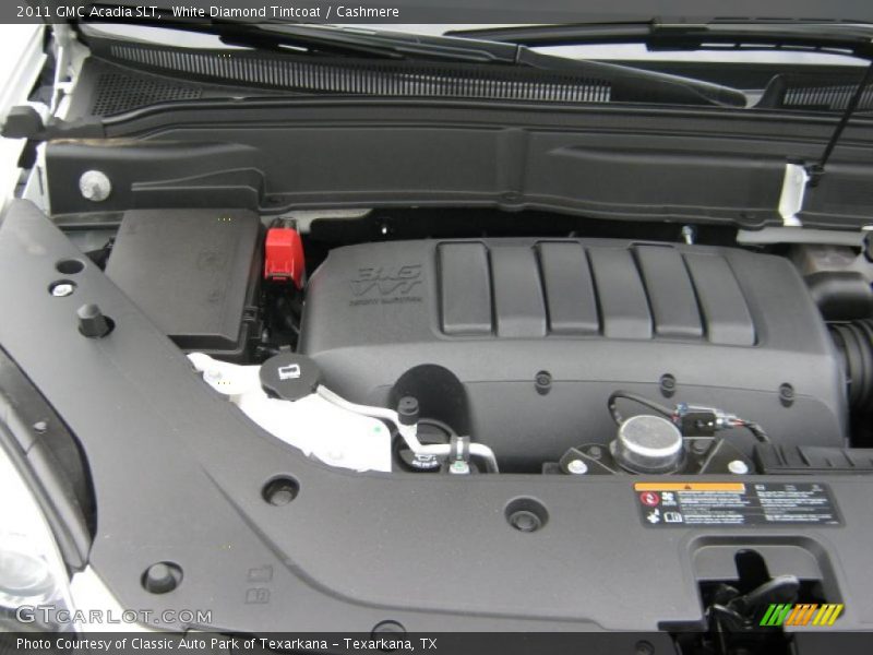 White Diamond Tintcoat / Cashmere 2011 GMC Acadia SLT