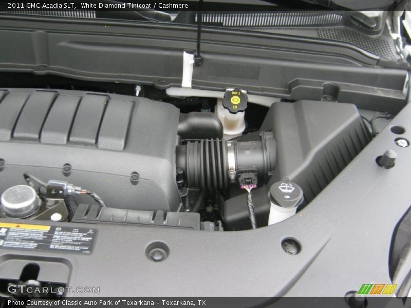 White Diamond Tintcoat / Cashmere 2011 GMC Acadia SLT