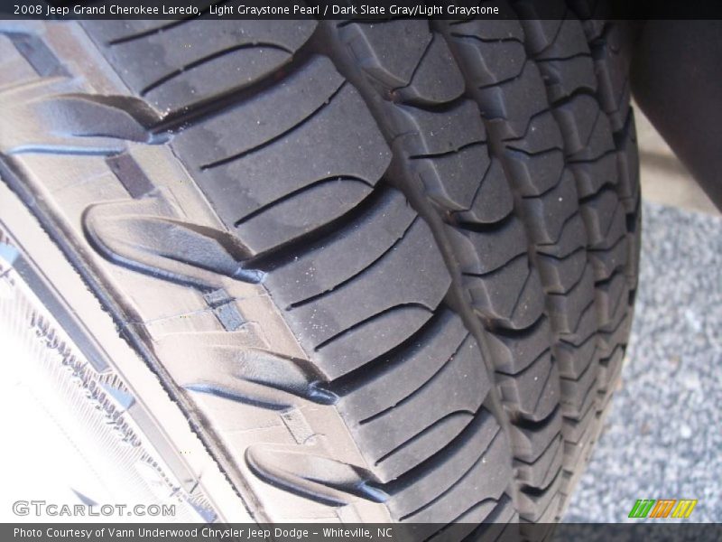 Light Graystone Pearl / Dark Slate Gray/Light Graystone 2008 Jeep Grand Cherokee Laredo