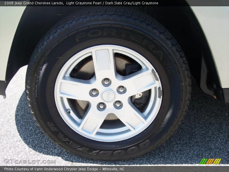 Light Graystone Pearl / Dark Slate Gray/Light Graystone 2008 Jeep Grand Cherokee Laredo