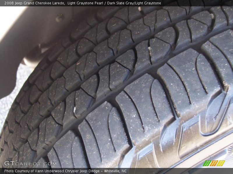 Light Graystone Pearl / Dark Slate Gray/Light Graystone 2008 Jeep Grand Cherokee Laredo