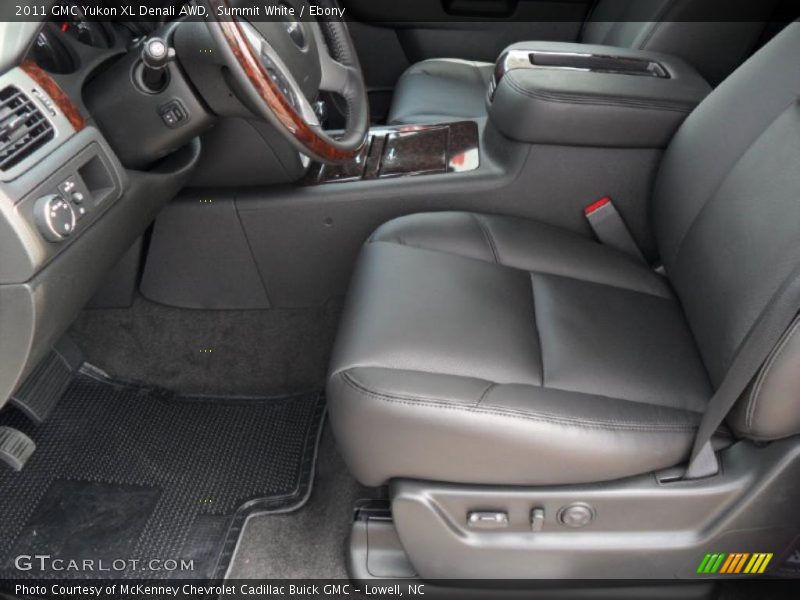 Summit White / Ebony 2011 GMC Yukon XL Denali AWD