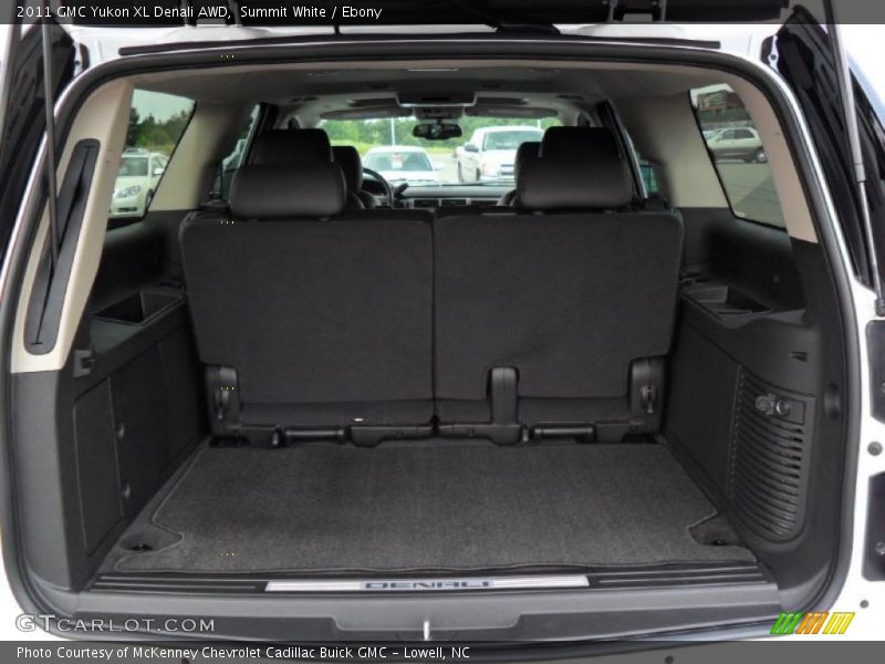 Summit White / Ebony 2011 GMC Yukon XL Denali AWD