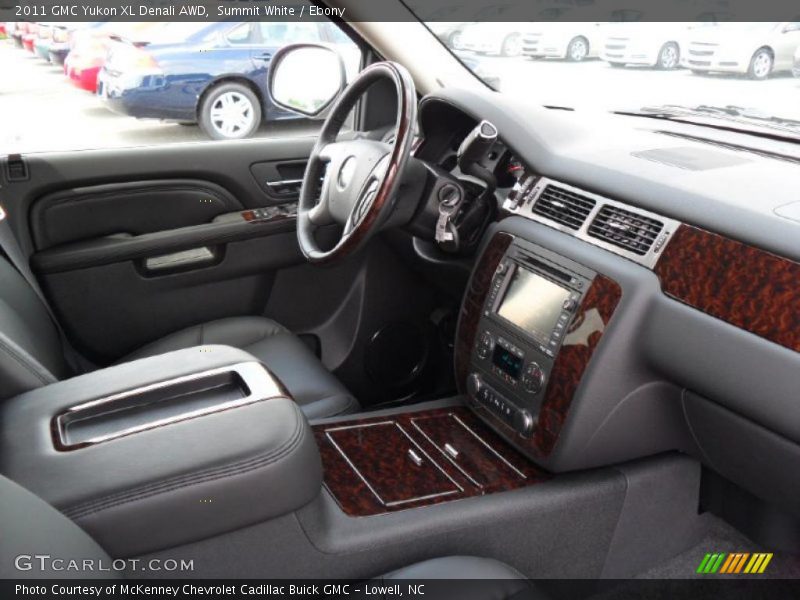 Summit White / Ebony 2011 GMC Yukon XL Denali AWD