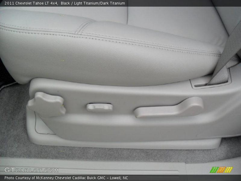 Black / Light Titanium/Dark Titanium 2011 Chevrolet Tahoe LT 4x4