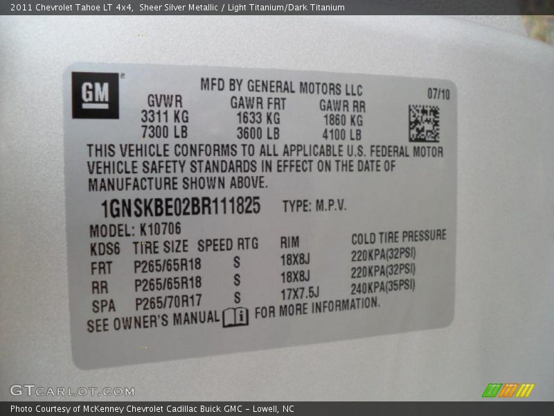 Sheer Silver Metallic / Light Titanium/Dark Titanium 2011 Chevrolet Tahoe LT 4x4
