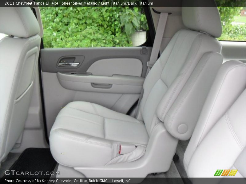 Sheer Silver Metallic / Light Titanium/Dark Titanium 2011 Chevrolet Tahoe LT 4x4