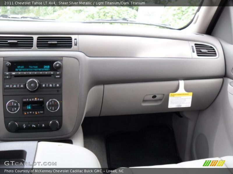 Sheer Silver Metallic / Light Titanium/Dark Titanium 2011 Chevrolet Tahoe LT 4x4