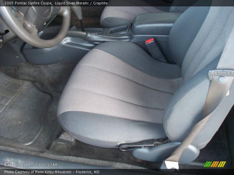 Liquid Silver Metallic / Graphite 2005 Pontiac Sunfire Coupe