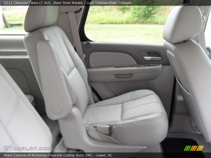 Sheer Silver Metallic / Light Titanium/Dark Titanium 2011 Chevrolet Tahoe LT 4x4
