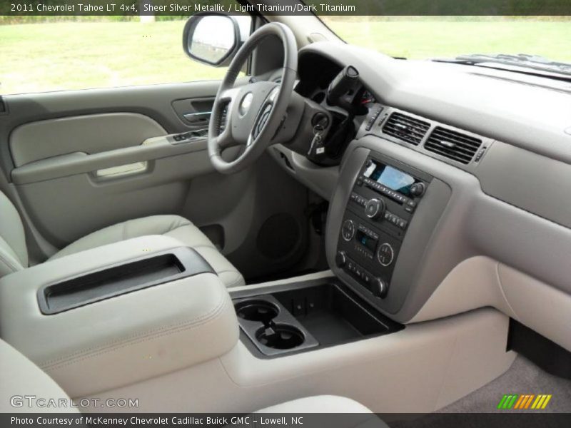 Sheer Silver Metallic / Light Titanium/Dark Titanium 2011 Chevrolet Tahoe LT 4x4