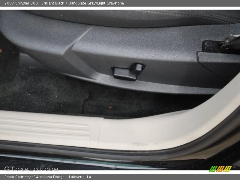 Brilliant Black / Dark Slate Gray/Light Graystone 2007 Chrysler 300