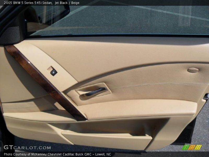 Jet Black / Beige 2005 BMW 5 Series 545i Sedan