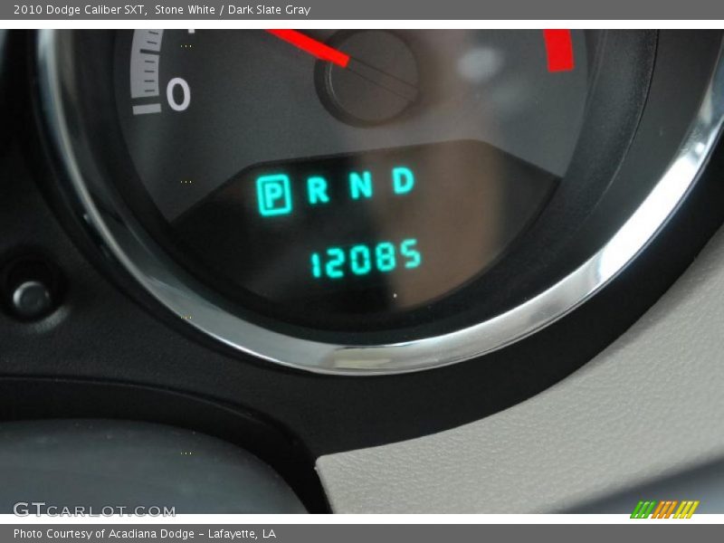 Stone White / Dark Slate Gray 2010 Dodge Caliber SXT