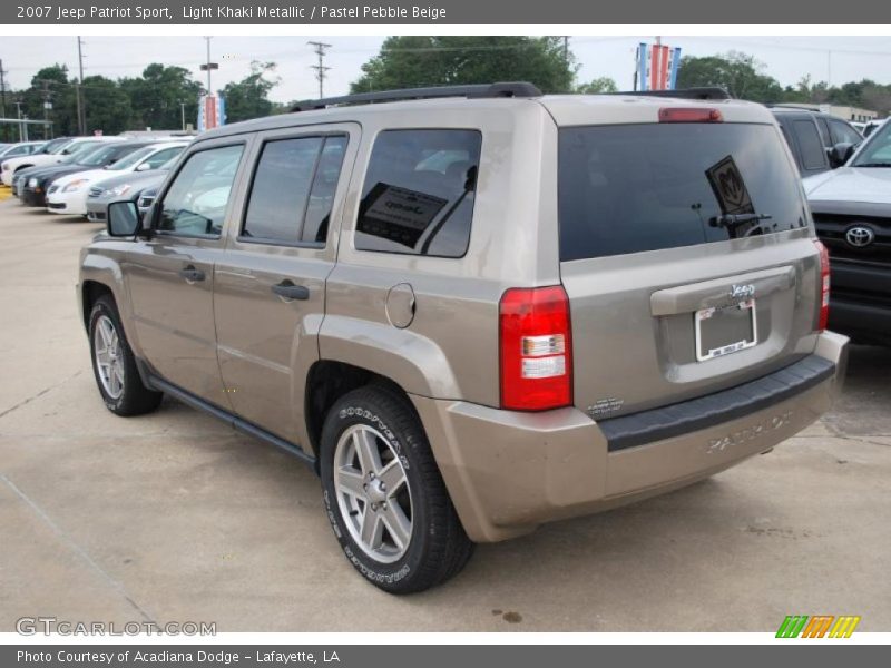 Light Khaki Metallic / Pastel Pebble Beige 2007 Jeep Patriot Sport