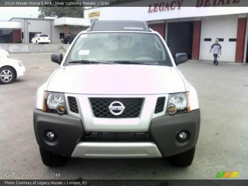 Silver Lightning Metallic / Gray 2010 Nissan Xterra S 4x4