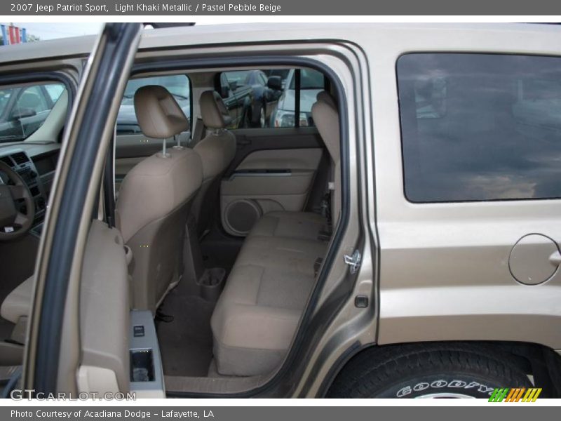 Light Khaki Metallic / Pastel Pebble Beige 2007 Jeep Patriot Sport