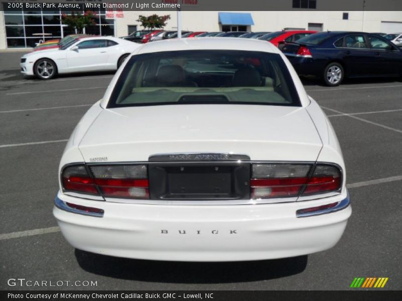 White Diamond / Light Cashmere 2005 Buick Park Avenue