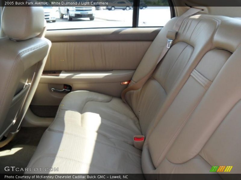 White Diamond / Light Cashmere 2005 Buick Park Avenue