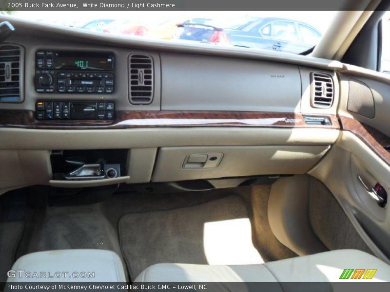 White Diamond / Light Cashmere 2005 Buick Park Avenue
