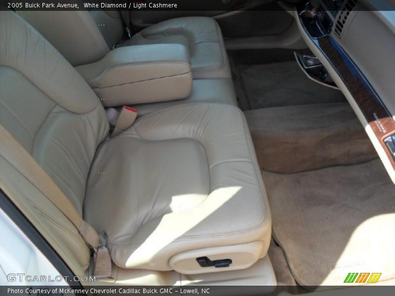 White Diamond / Light Cashmere 2005 Buick Park Avenue