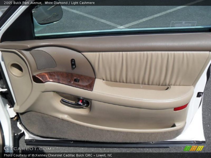 White Diamond / Light Cashmere 2005 Buick Park Avenue