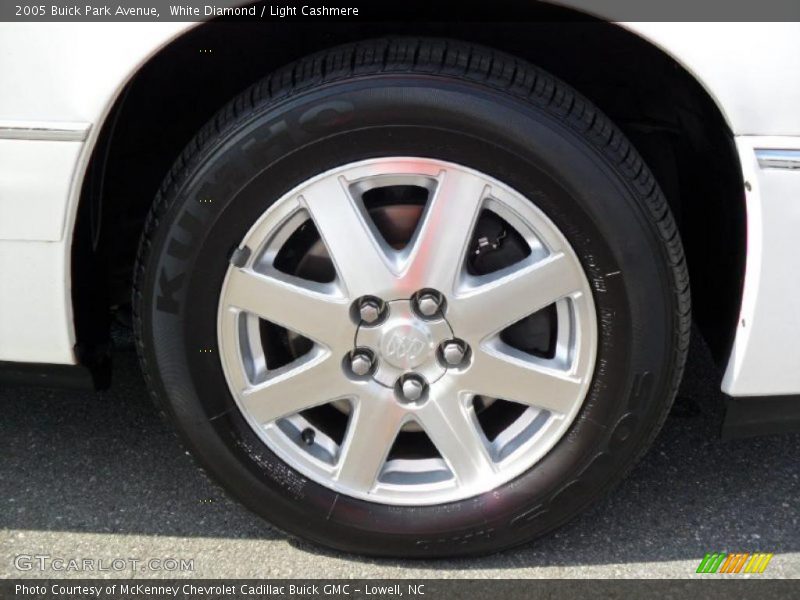 White Diamond / Light Cashmere 2005 Buick Park Avenue