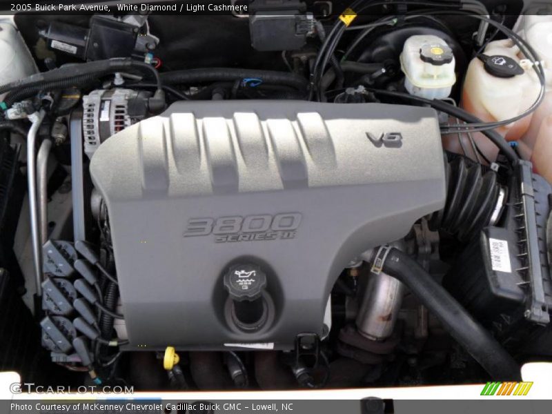 White Diamond / Light Cashmere 2005 Buick Park Avenue