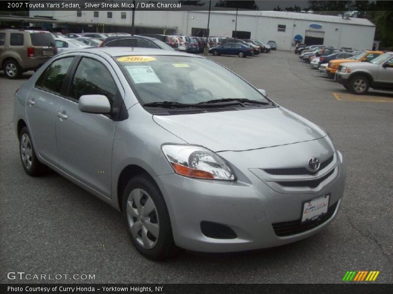 Silver Streak Mica / Dark Charcoal 2007 Toyota Yaris Sedan