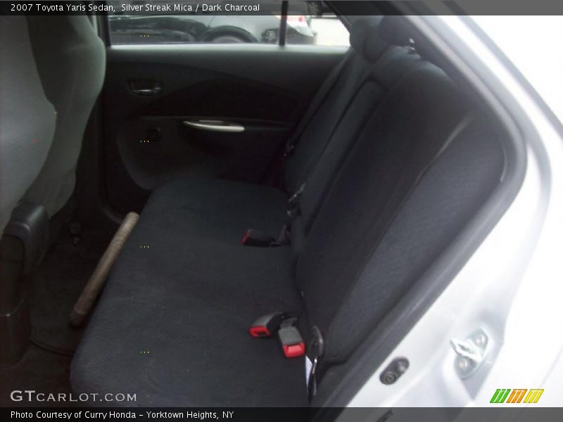 Silver Streak Mica / Dark Charcoal 2007 Toyota Yaris Sedan