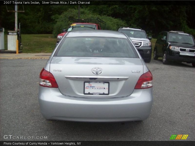 Silver Streak Mica / Dark Charcoal 2007 Toyota Yaris Sedan