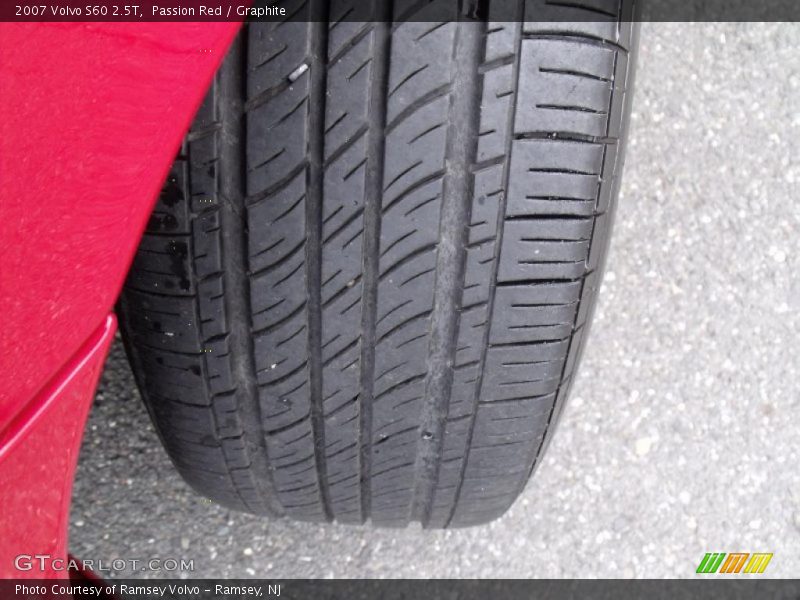 Passion Red / Graphite 2007 Volvo S60 2.5T