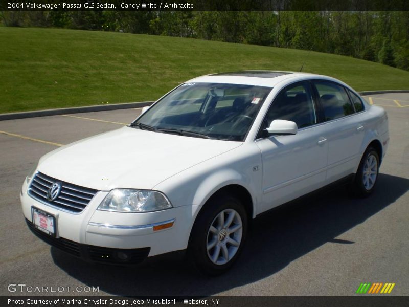 Candy White / Anthracite 2004 Volkswagen Passat GLS Sedan