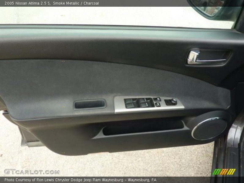 Smoke Metallic / Charcoal 2005 Nissan Altima 2.5 S