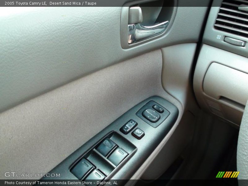 Desert Sand Mica / Taupe 2005 Toyota Camry LE