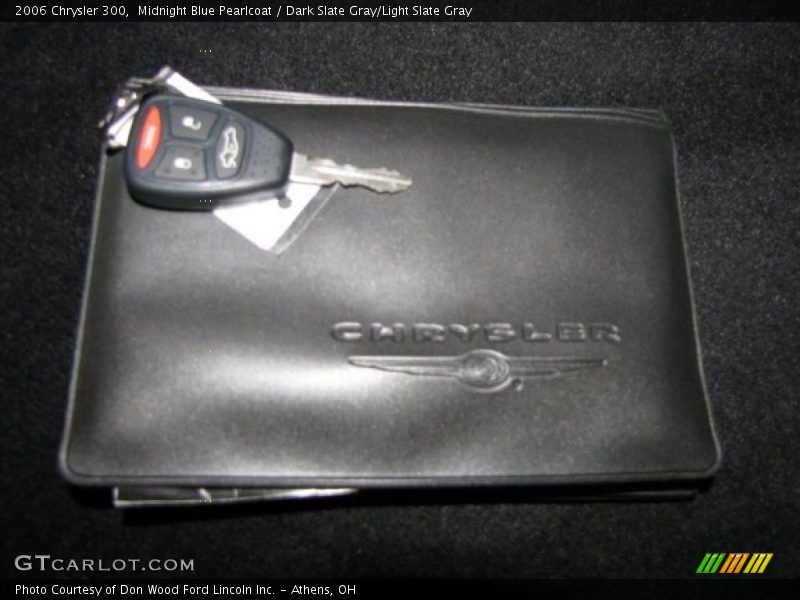 Midnight Blue Pearlcoat / Dark Slate Gray/Light Slate Gray 2006 Chrysler 300