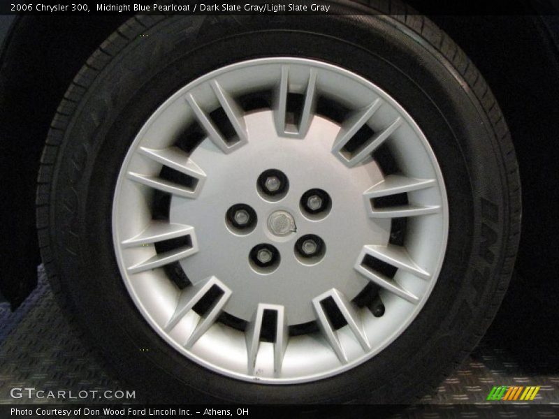 Midnight Blue Pearlcoat / Dark Slate Gray/Light Slate Gray 2006 Chrysler 300