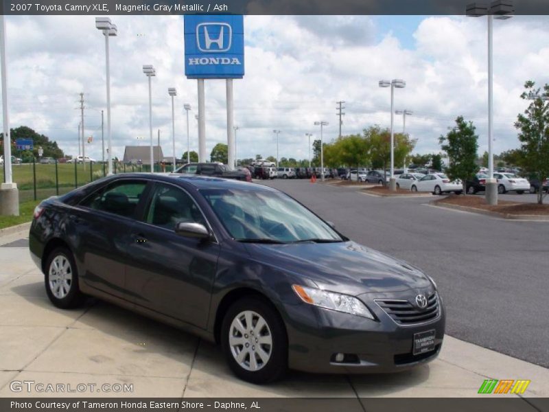 Magnetic Gray Metallic / Ash 2007 Toyota Camry XLE